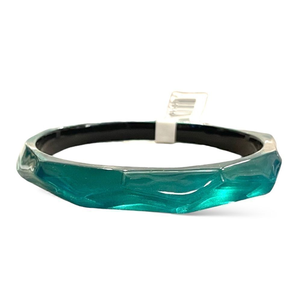 ALEXIS BITTAR Emerald Green Lucite Bangle (O/S)